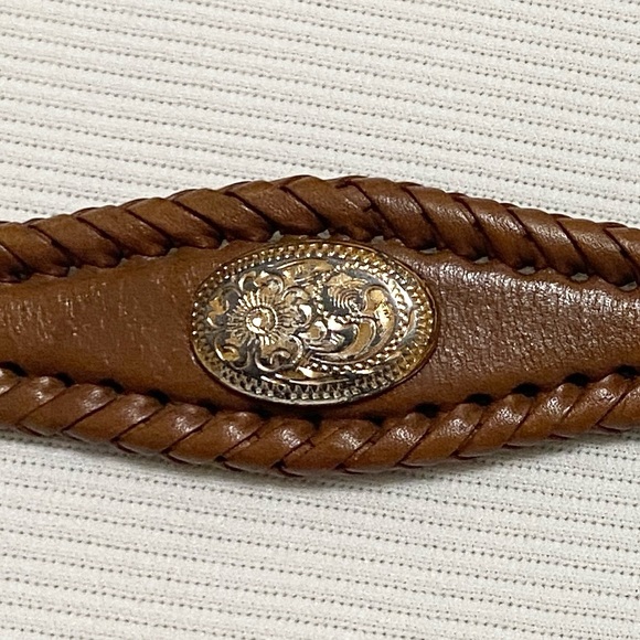 Tony Lama Scalloped Brown Leather Western Belt - Picture 7 of 7